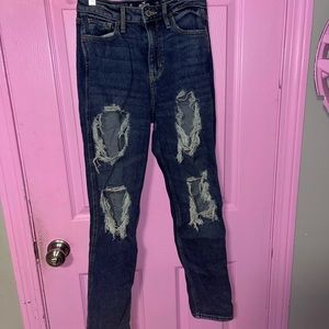 holister darkwash ripped mom jeans